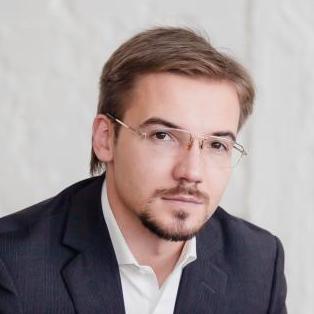 Александр  Савельев